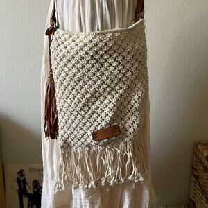 y2k early 00's white macrame fringe crossbody bag boho sirencore lucky brand